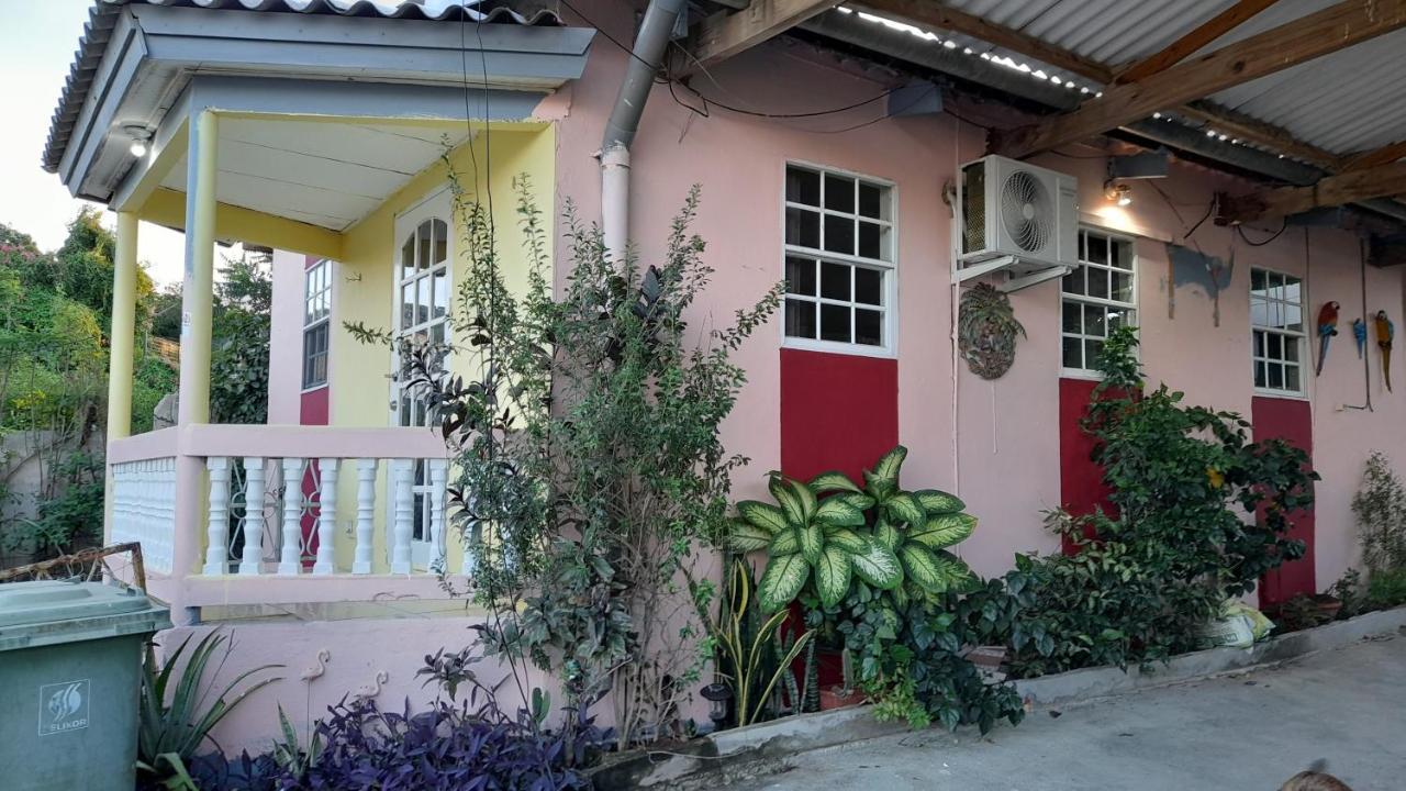 Sucasa Apartment Willemstad Esterno foto